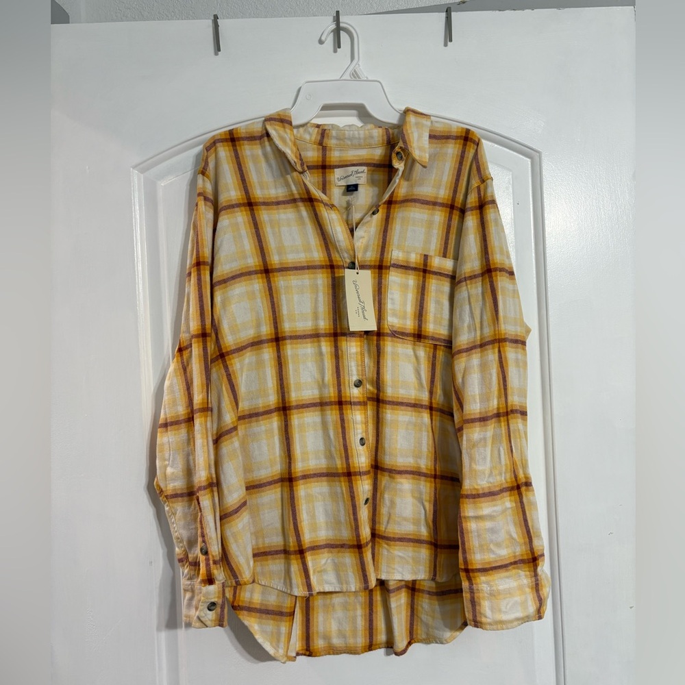 NWT universal threads flannel💛🤎